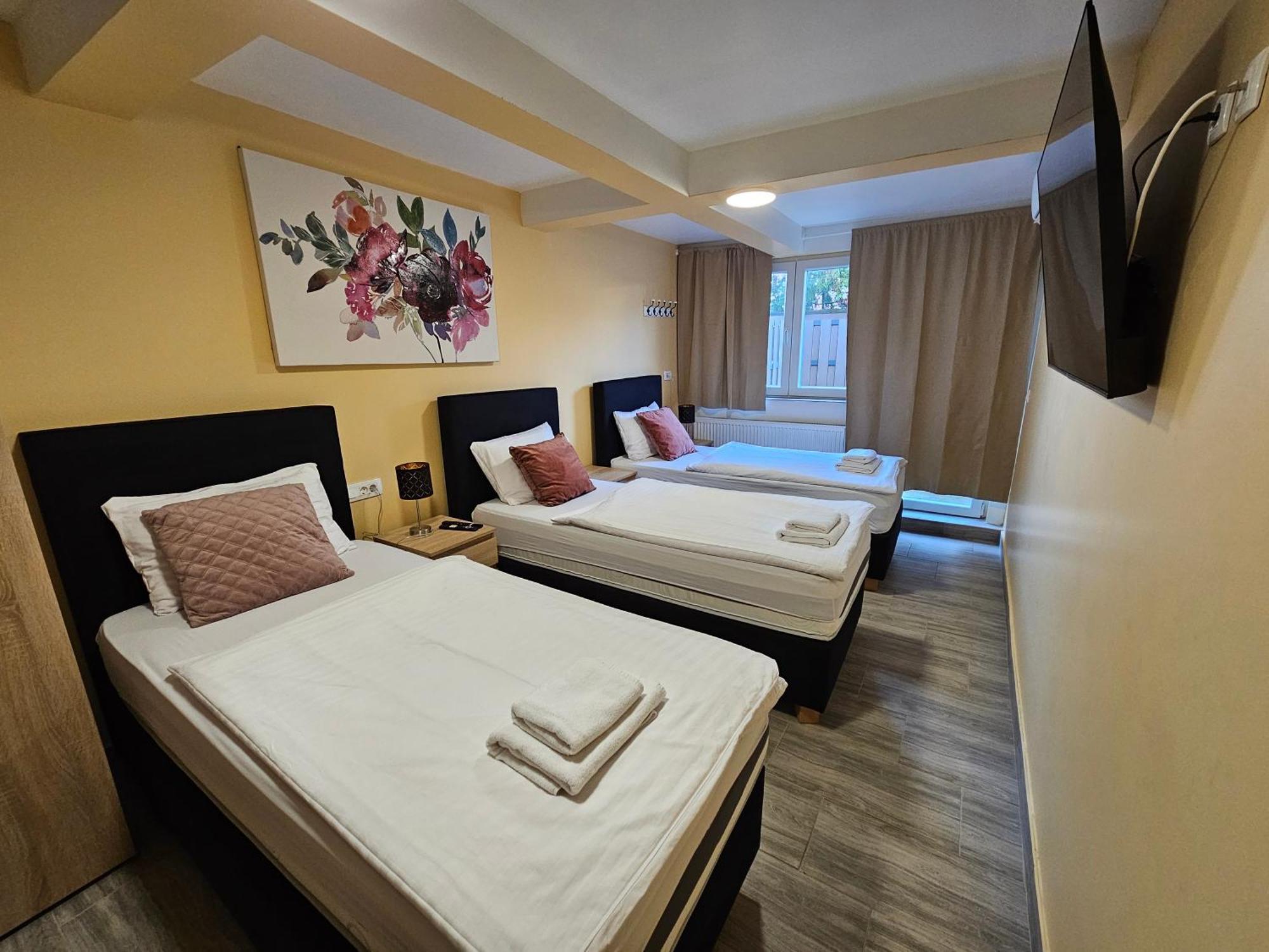 Royal Apartments & Rooms Zagreb Exterior photo